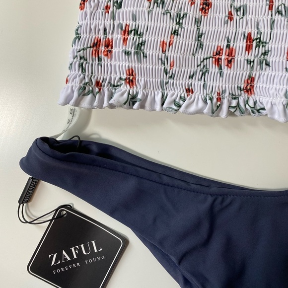 Strapless bikini - Picture 2 of 2